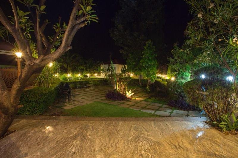 Anandvan Holiday Homes, Wai Exterior foto